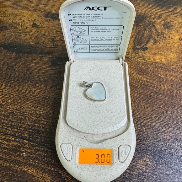 Sterling Silver MOP Heart Pendant Small Dainty Mother of Pearl 925 - Picture 8 of 9